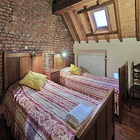 Modern Comfort In A Spot Hotel