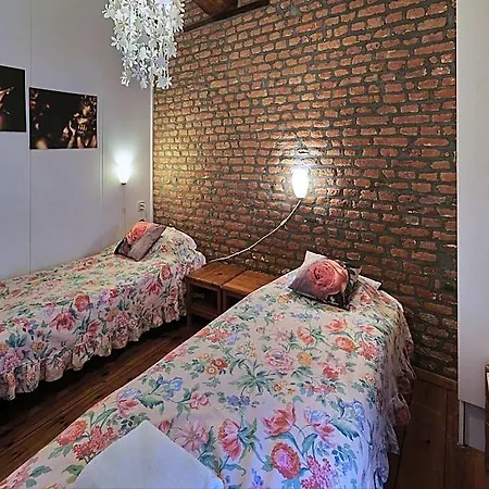 Modern Comfort In A Spot Hotel